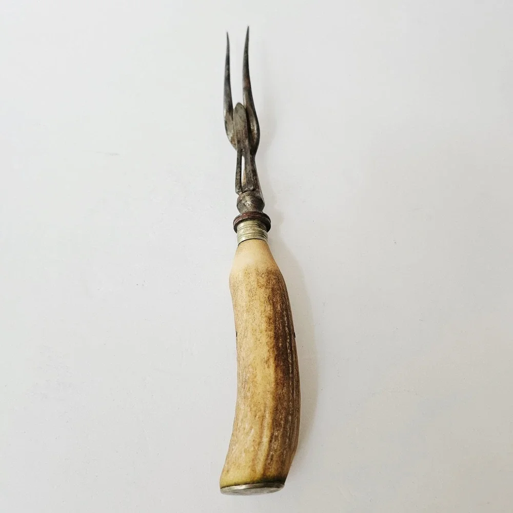 Vintage Joseph and Sons Stag Horn Handmade Antler Fork Carving -‎ M1122